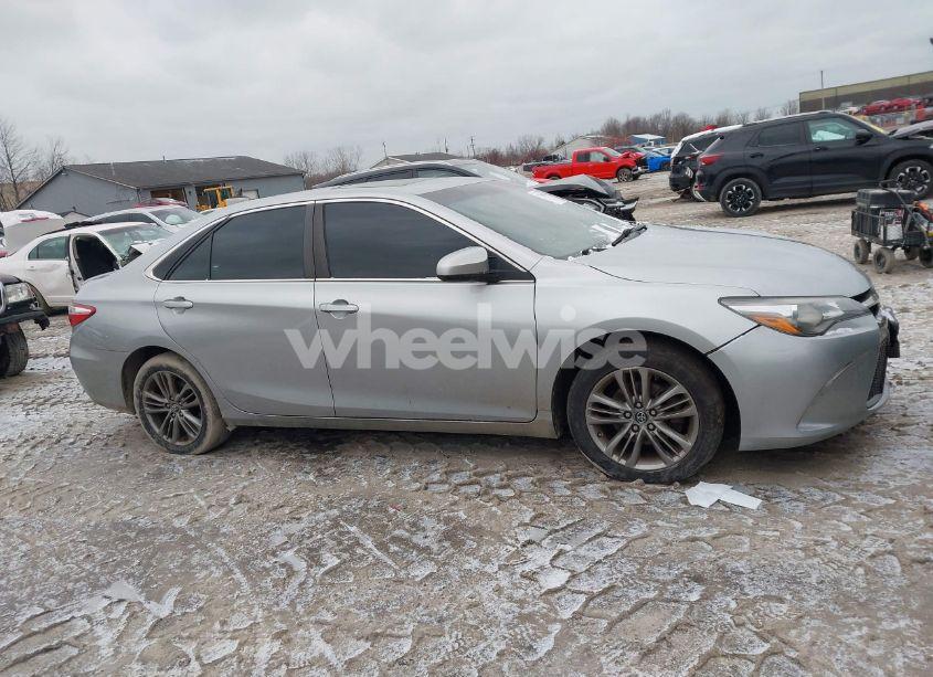 Photo 13 of 2017 Toyota Camry SE (VIN 4T1BF1FK0HU414868)