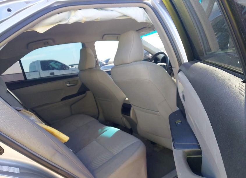 Photo 8 of 2017 Toyota Camry LE (VIN 4T1BF1FK0HU415793)