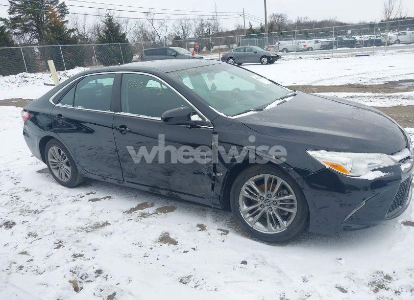 Photo 13 of 2017 Toyota Camry LE (VIN 4T1BF1FK0HU439429)