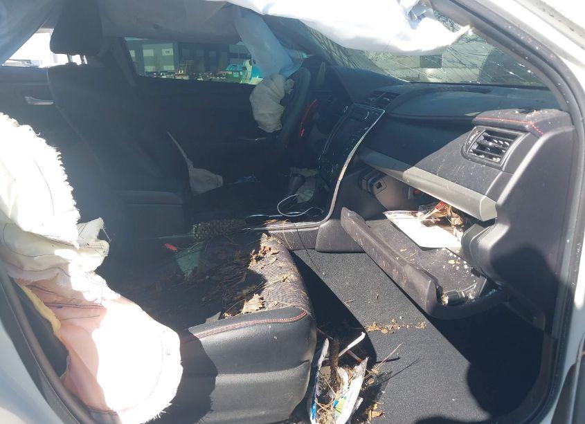 Photo 5 of 2017 Toyota Camry SE (VIN 4T1BF1FK0HU440399)