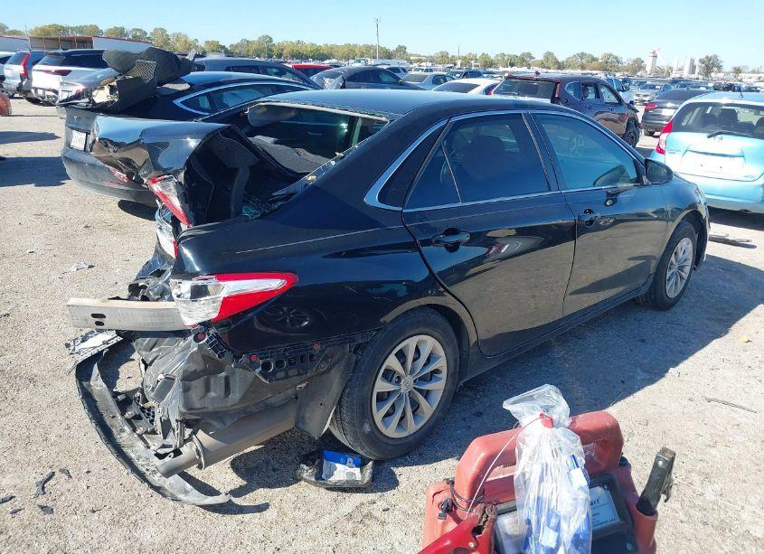 Photo 4 of 2017 Toyota Camry LE (VIN 4T1BF1FK0HU454870)