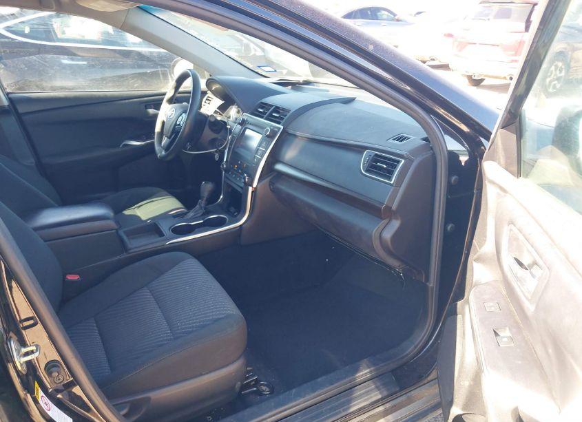 Photo 5 of 2017 Toyota Camry LE (VIN 4T1BF1FK0HU454870)