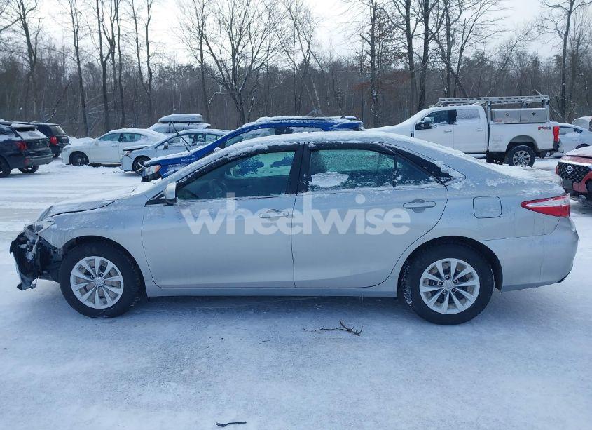 Photo 14 of 2017 Toyota Camry LE (VIN 4T1BF1FK0HU651375)