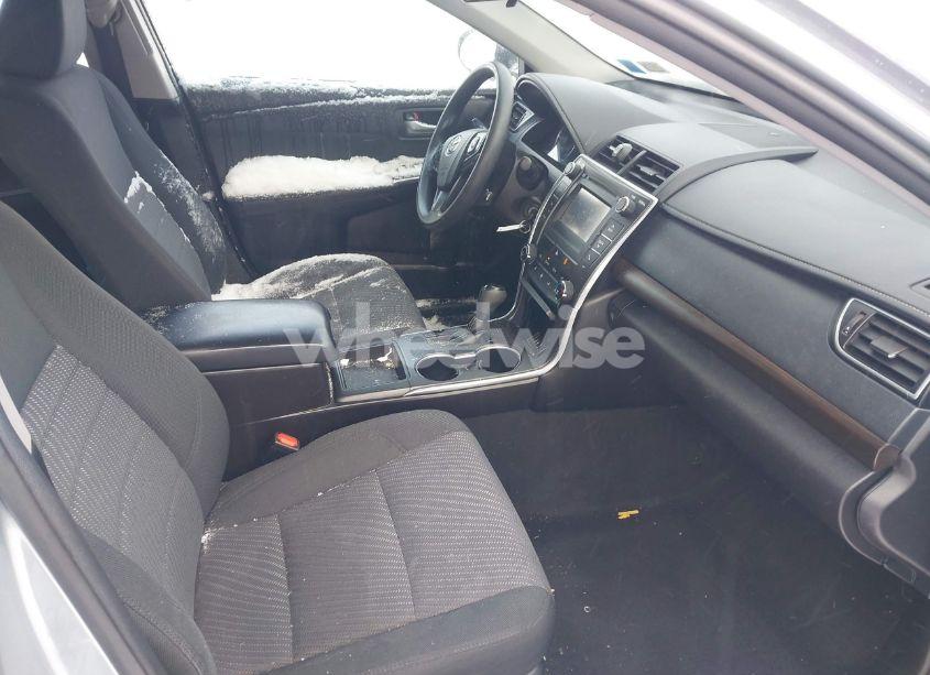 Photo 5 of 2017 Toyota Camry LE (VIN 4T1BF1FK0HU651375)