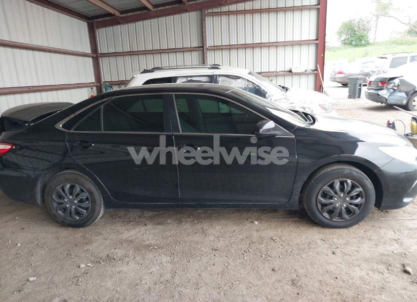 Photo 13 of 2017 Toyota Camry LE (VIN 4T1BF1FK0HU655197)