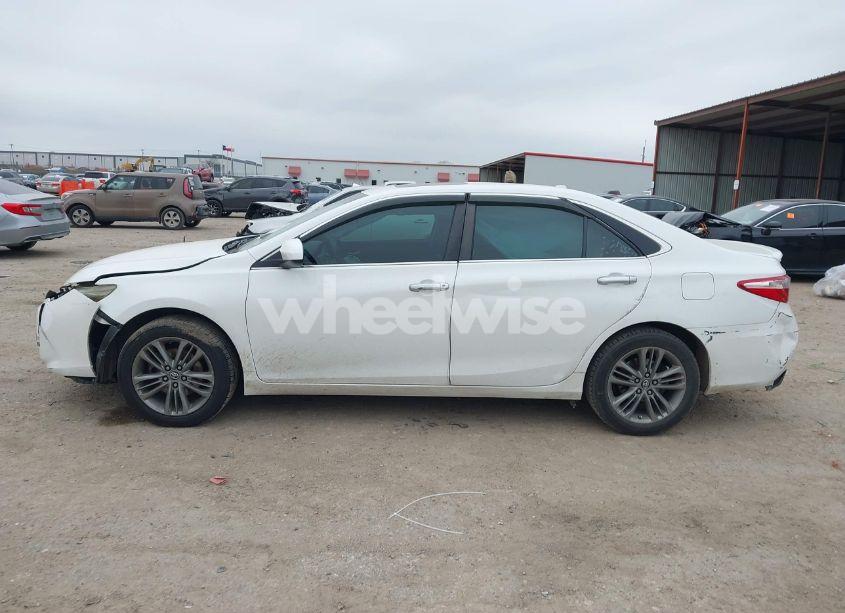 Photo 14 of 2017 Toyota Camry SE (VIN 4T1BF1FK0HU667690)