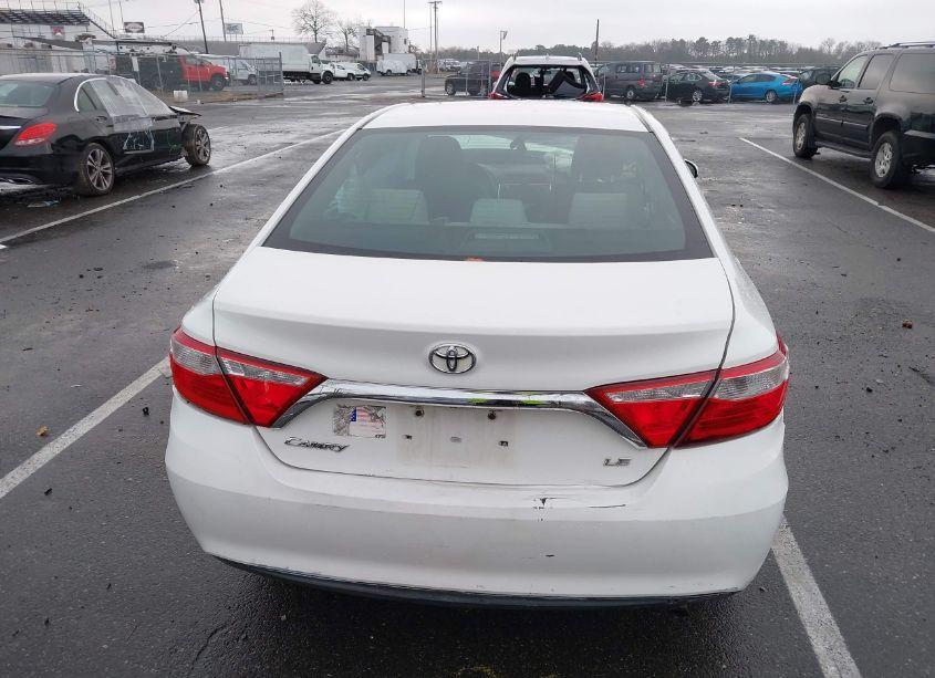 Photo 15 of 2017 Toyota Camry LE (VIN 4T1BF1FK0HU687261)