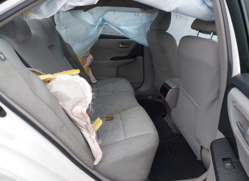 Photo 8 of 2017 Toyota Camry LE (VIN 4T1BF1FK0HU687261)