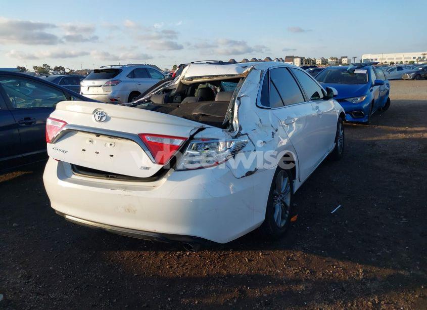 Photo 4 of 2017 Toyota Camry SE (VIN 4T1BF1FK0HU690533)