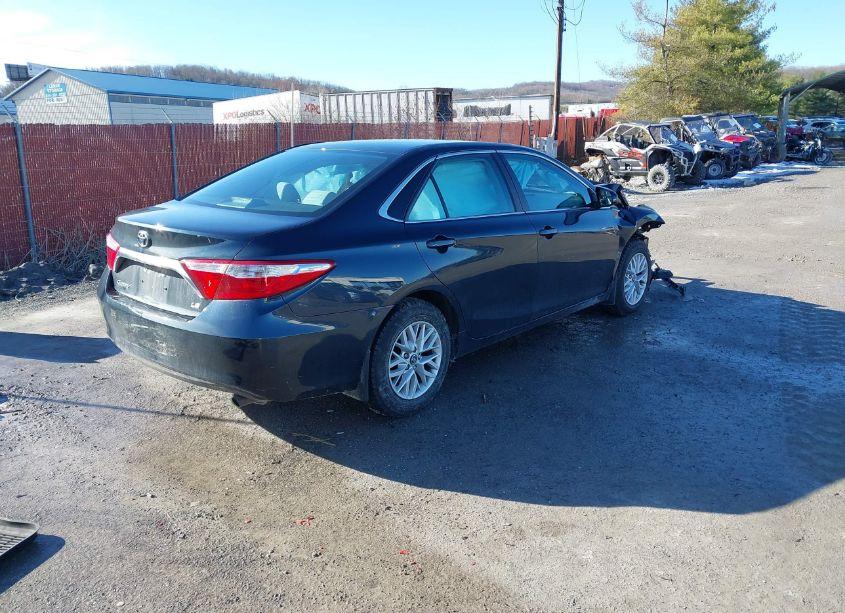 Photo 4 of 2017 Toyota Camry LE (VIN 4T1BF1FK0HU693478)