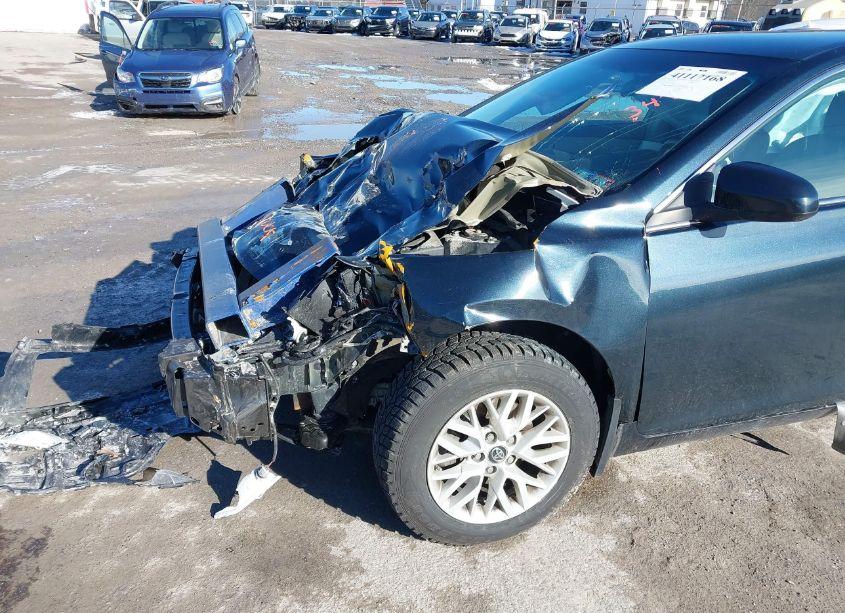 Photo 6 of 2017 Toyota Camry LE (VIN 4T1BF1FK0HU693478)