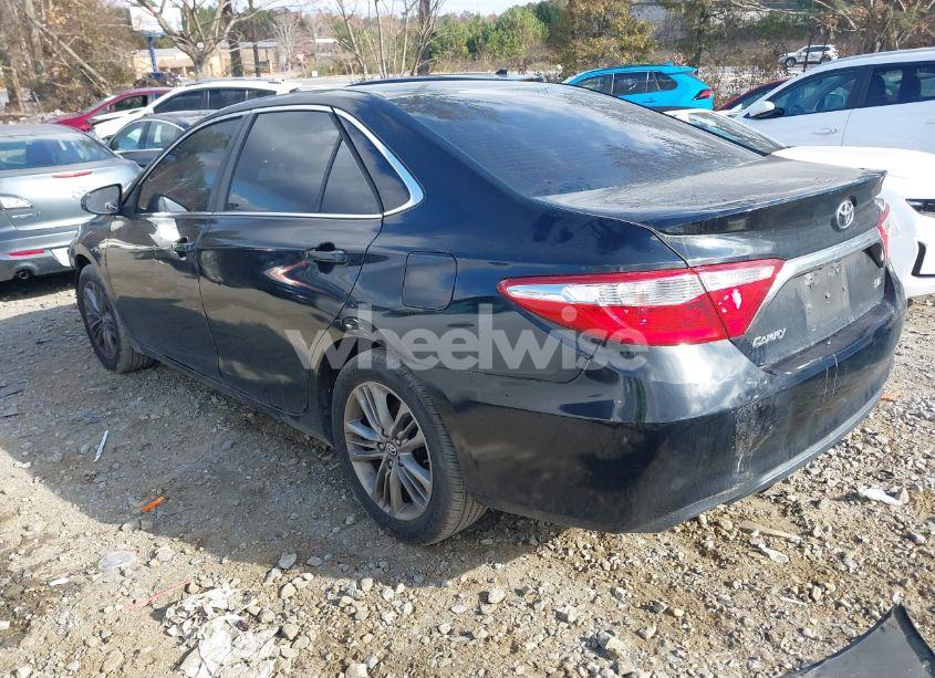 Photo 3 of 2017 Toyota Camry SE (VIN 4T1BF1FK0HU720288)