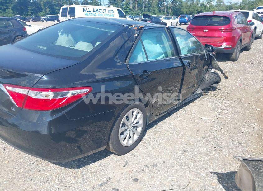 Photo 4 of 2017 Toyota Camry LE (VIN 4T1BF1FK0HU775162)