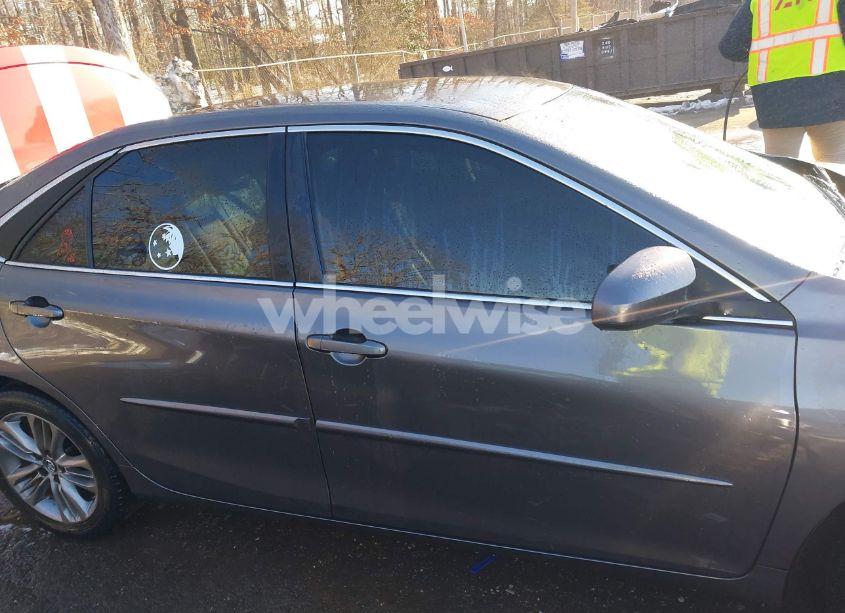 Photo 14 of 2017 Toyota Camry SE (VIN 4T1BF1FK0HU783178)