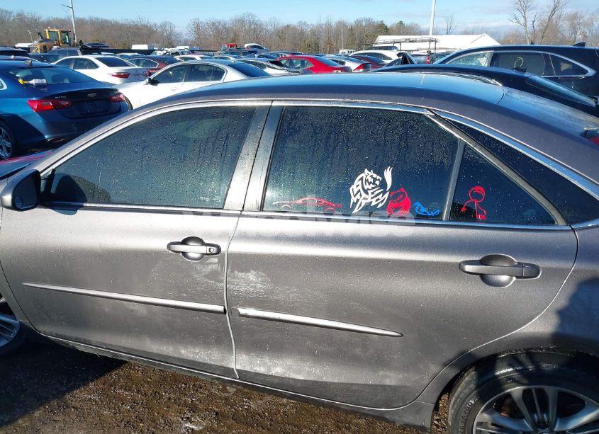 Photo 15 of 2017 Toyota Camry SE (VIN 4T1BF1FK0HU783178)