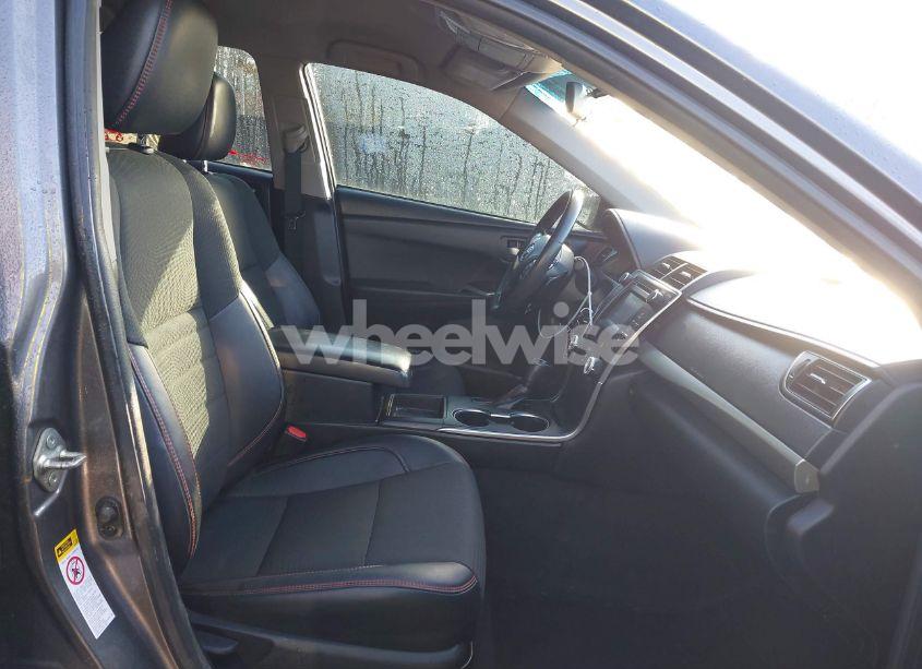 Photo 5 of 2017 Toyota Camry SE (VIN 4T1BF1FK0HU783178)