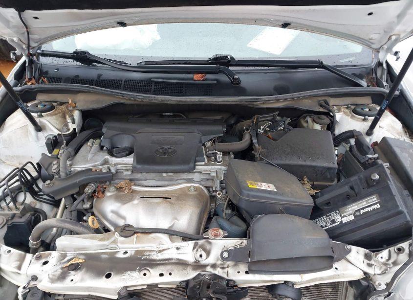 Photo 10 of 2017 Toyota Camry SE (VIN 4T1BF1FK0HU784881)