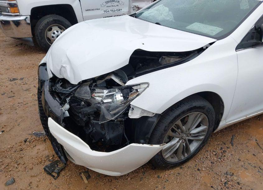 Photo 6 of 2017 Toyota Camry SE (VIN 4T1BF1FK0HU784881)