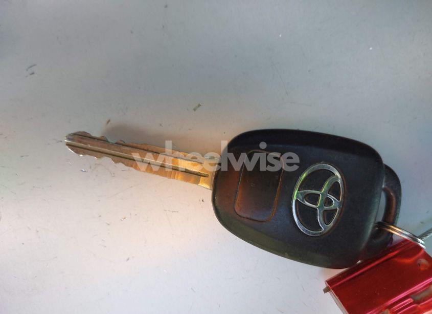 Photo 11 of 2017 Toyota Camry LE (VIN 4T1BF1FK0HU809990)