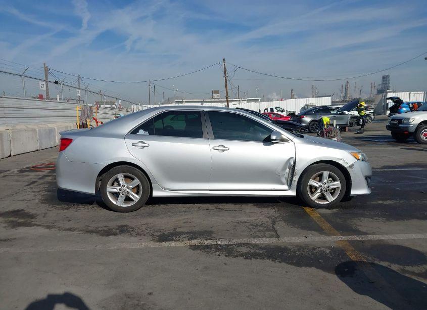 Photo 13 of 2012 Toyota Camry SE (VIN 4T1BF1FK1CU012821)