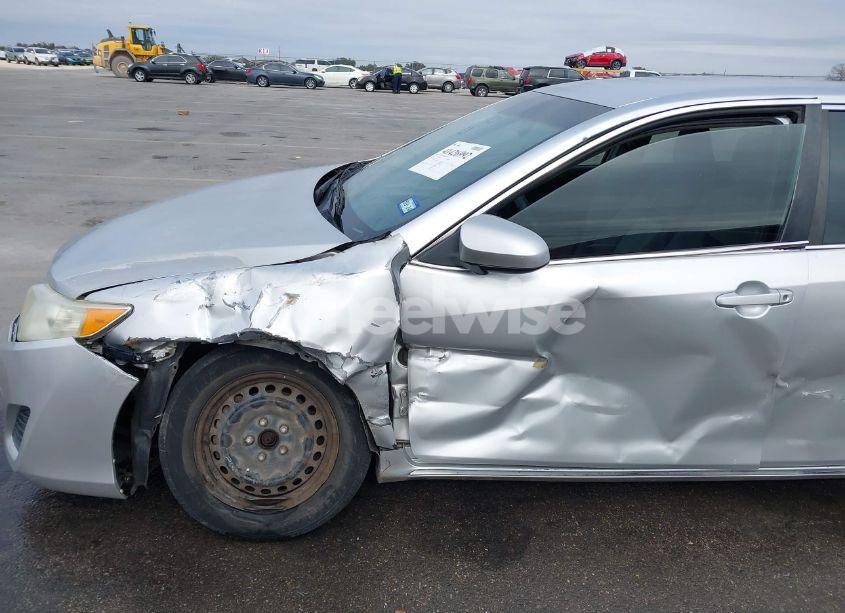 Photo 17 of 2012 Toyota Camry LE (VIN 4T1BF1FK1CU025519)