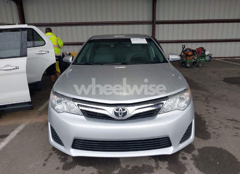 Photo 12 of 2012 Toyota Camry LE (VIN 4T1BF1FK1CU029876)