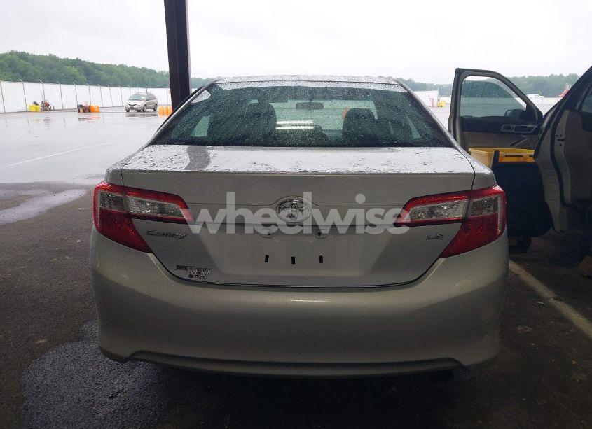 Photo 16 of 2012 Toyota Camry LE (VIN 4T1BF1FK1CU029876)