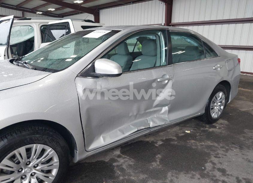 Photo 6 of 2012 Toyota Camry LE (VIN 4T1BF1FK1CU029876)