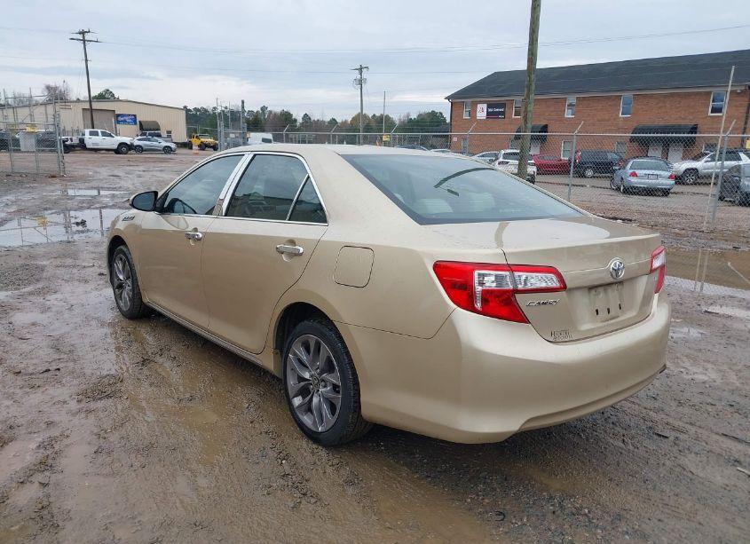 Photo 3 of 2012 Toyota Camry LE (VIN 4T1BF1FK1CU037430)