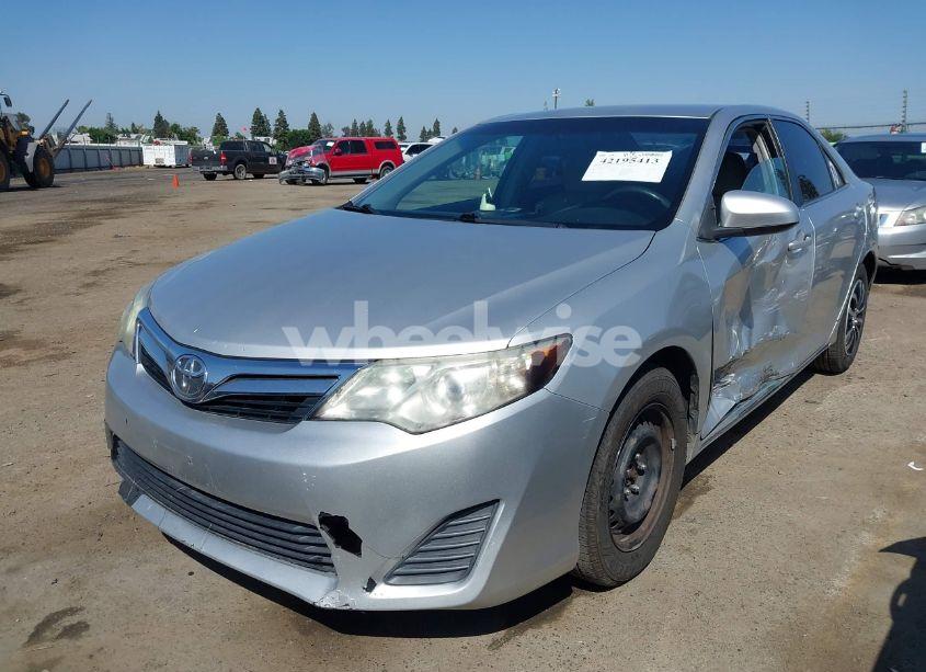 Photo 2 of 2012 Toyota Camry LE (VIN 4T1BF1FK1CU045351)