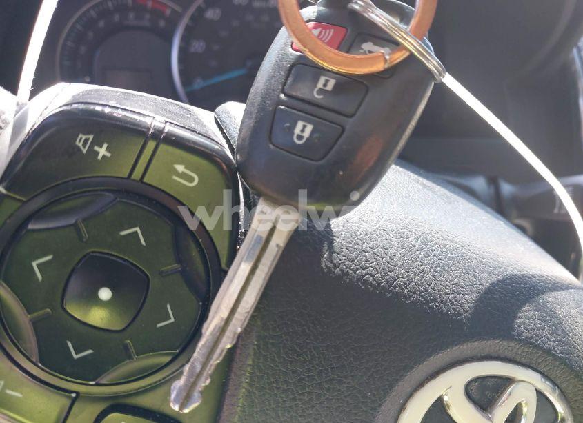 Photo 11 of 2012 Toyota Camry LE (VIN 4T1BF1FK1CU059458)