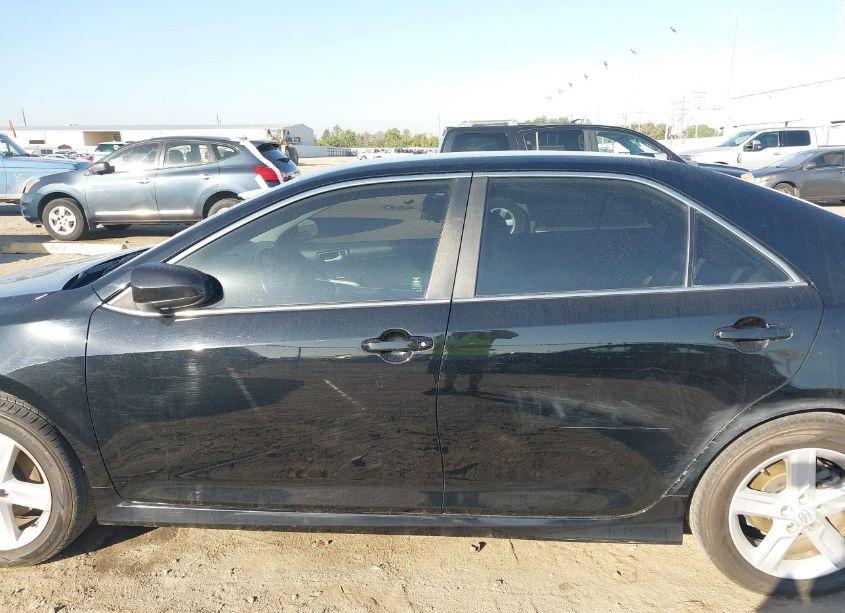 Photo 14 of 2012 Toyota Camry SE (VIN 4T1BF1FK1CU062831)