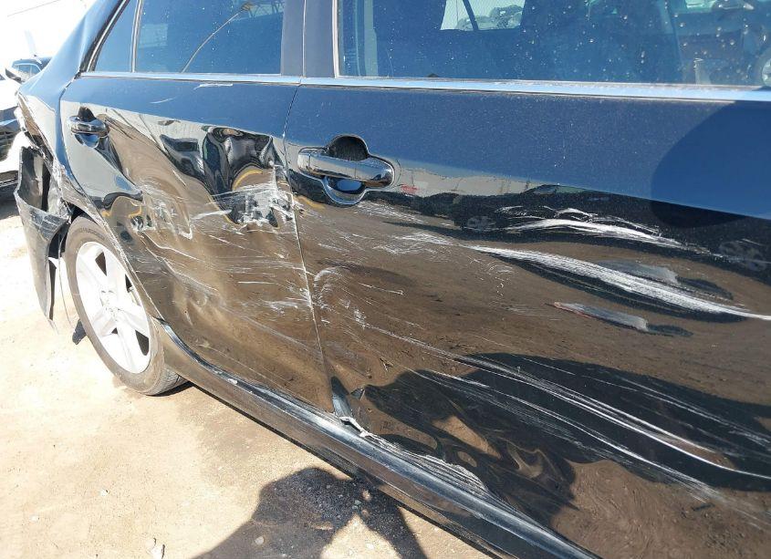 Photo 6 of 2012 Toyota Camry SE (VIN 4T1BF1FK1CU062831)