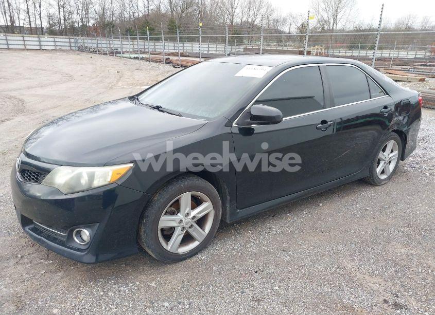 Photo 2 of 2012 Toyota Camry SE (VIN 4T1BF1FK1CU071223)