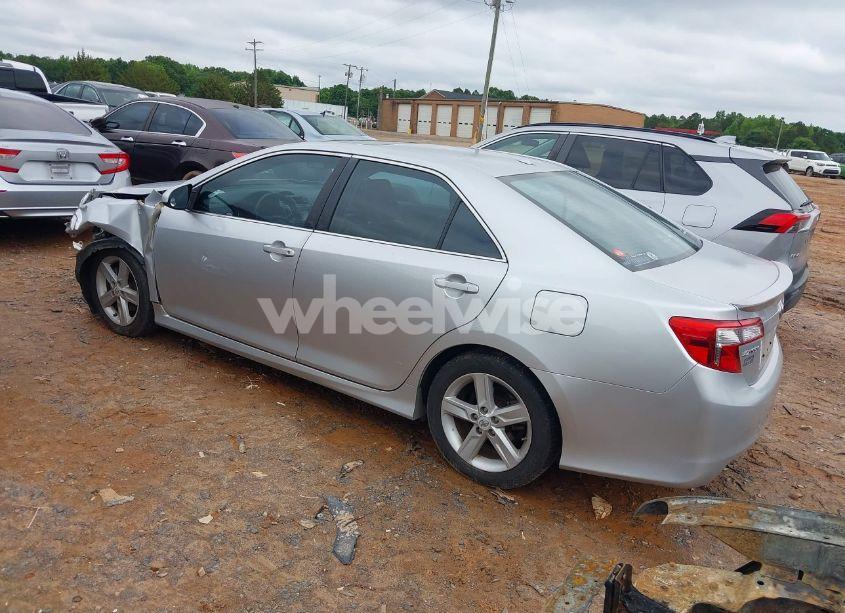 Photo 3 of 2012 Toyota Camry L/LE/SE/SE LIMITED EDITION/XLE (VIN 4T1BF1FK1CU088183)