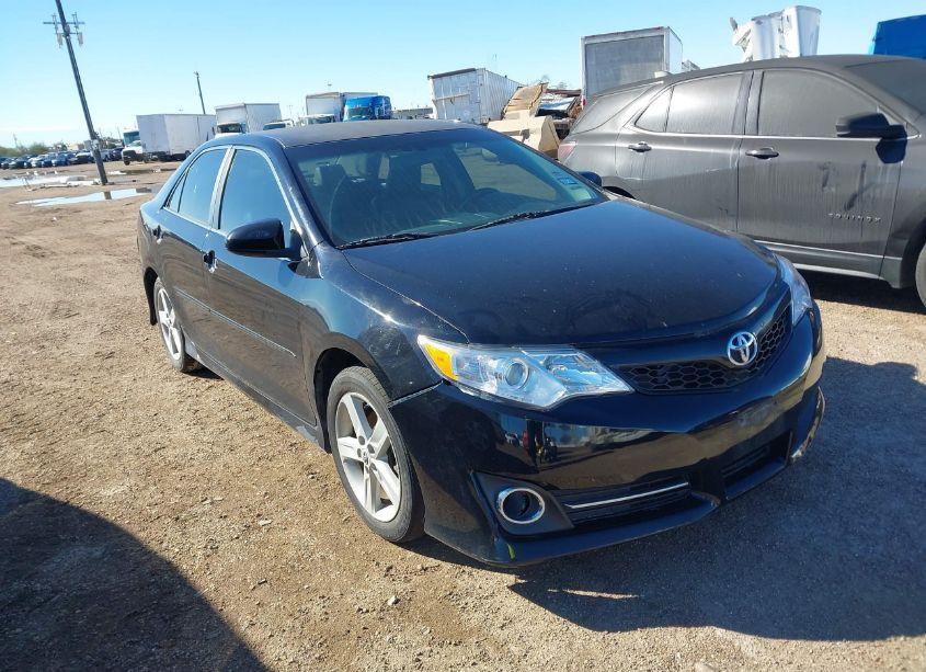 2012 Toyota Camry SE (VIN 4T1BF1FK1CU113468) main photo