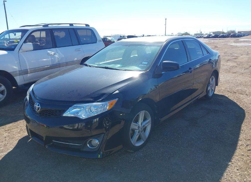 Photo 2 of 2012 Toyota Camry SE (VIN 4T1BF1FK1CU113468)