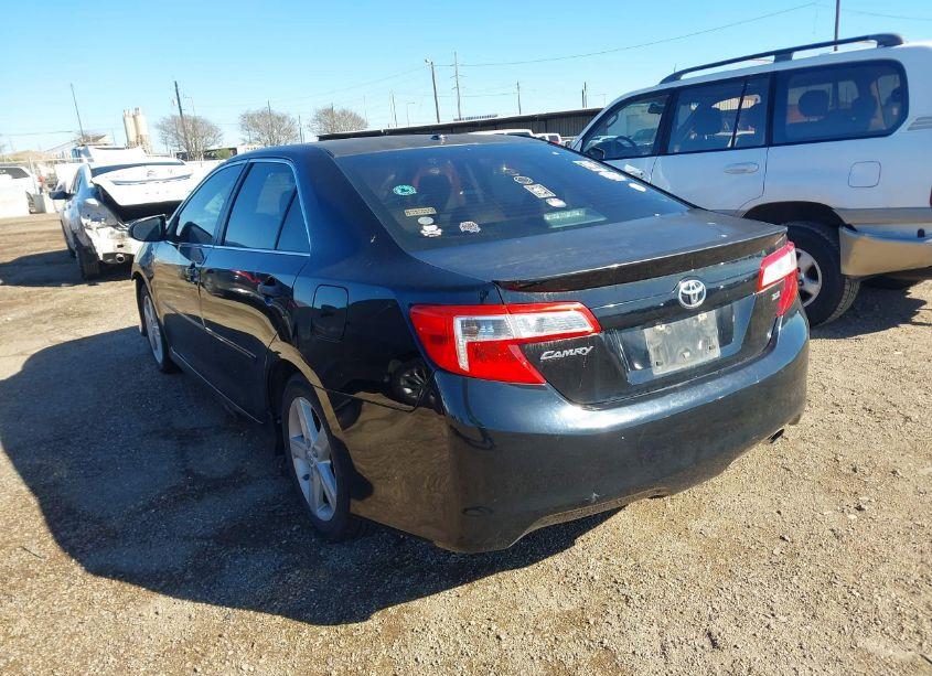 Photo 3 of 2012 Toyota Camry SE (VIN 4T1BF1FK1CU113468)