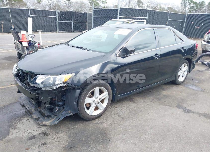 Photo 2 of 2012 Toyota Camry SE (VIN 4T1BF1FK1CU132859)