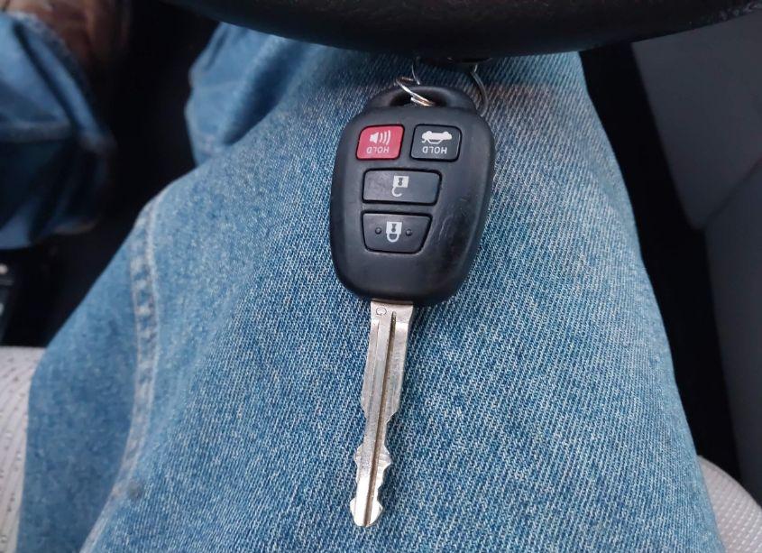 Photo 11 of 2012 Toyota Camry LE (VIN 4T1BF1FK1CU140282)