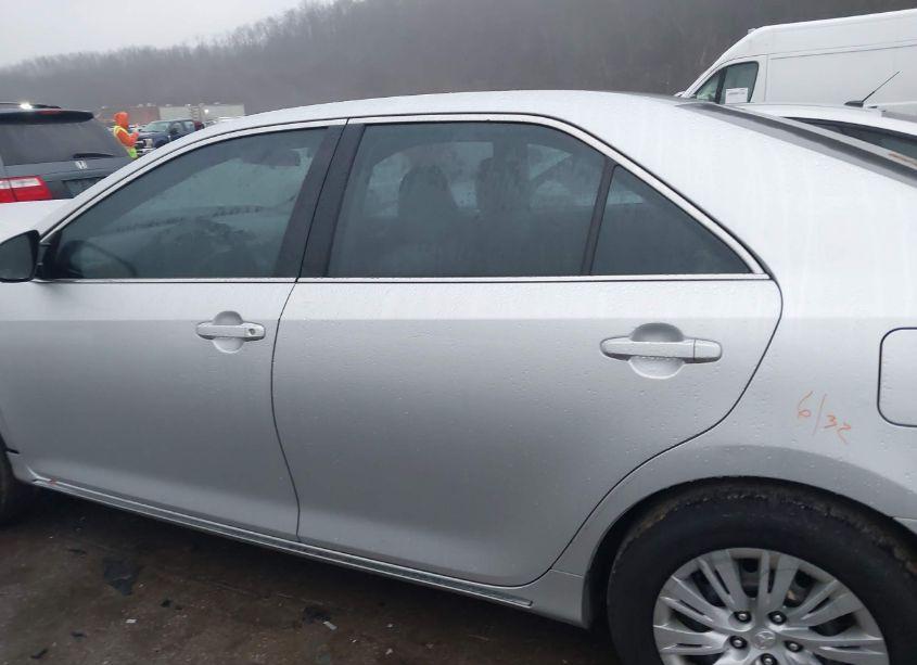 Photo 15 of 2012 Toyota Camry LE (VIN 4T1BF1FK1CU140282)