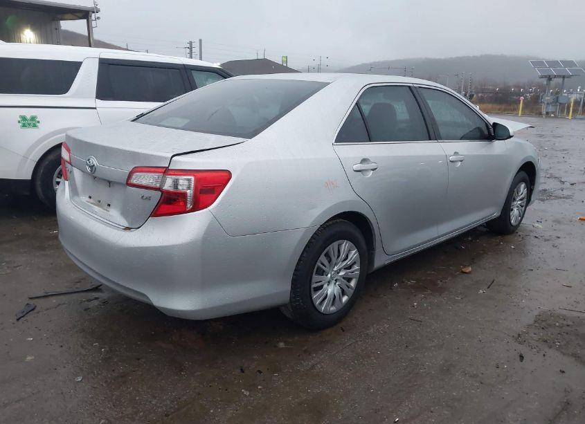 Photo 4 of 2012 Toyota Camry LE (VIN 4T1BF1FK1CU140282)