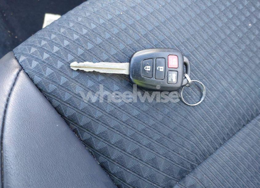 Photo 11 of 2012 Toyota Camry SE (VIN 4T1BF1FK1CU145000)