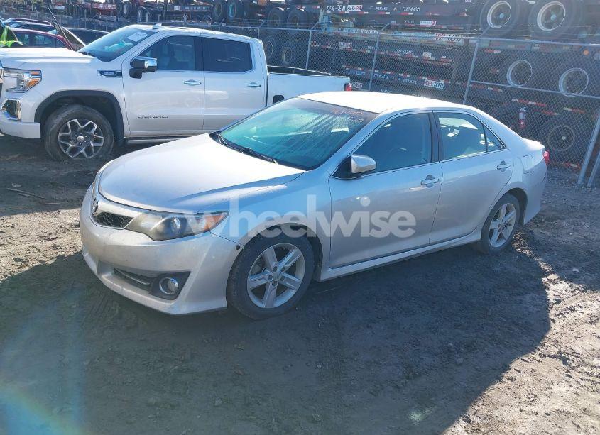 Photo 2 of 2012 Toyota Camry SE (VIN 4T1BF1FK1CU145000)