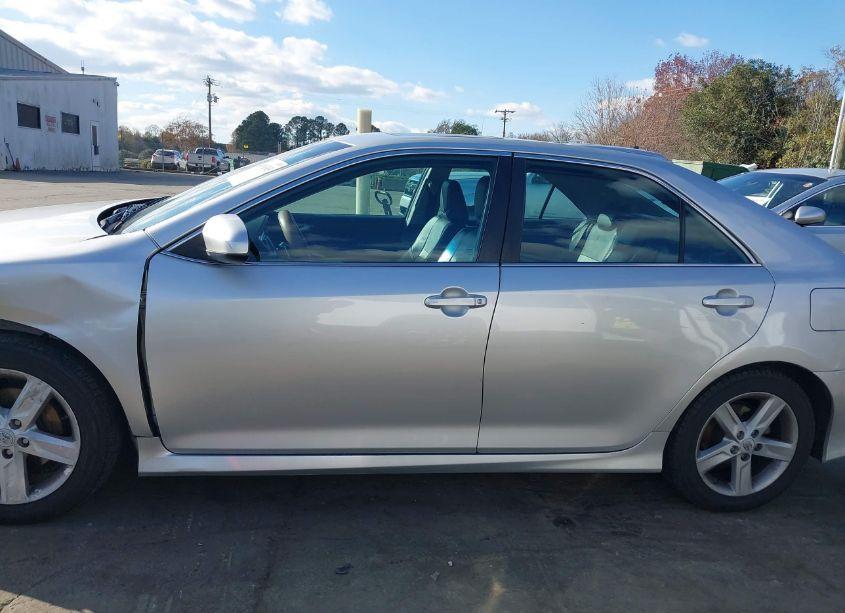 Photo 14 of 2012 Toyota Camry SE (VIN 4T1BF1FK1CU149810)