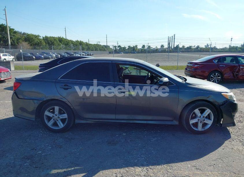 Photo 14 of 2012 Toyota Camry SE (VIN 4T1BF1FK1CU170009)