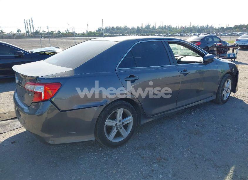 Photo 4 of 2012 Toyota Camry SE (VIN 4T1BF1FK1CU170009)