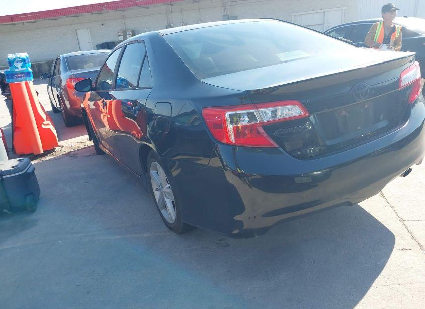 Photo 3 of 2012 Toyota Camry SE (VIN 4T1BF1FK1CU189370)