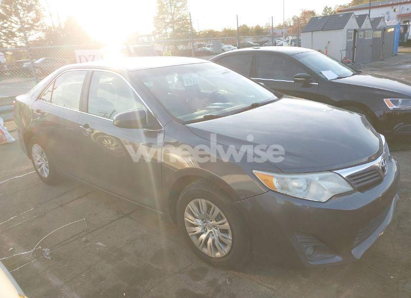 Photo 13 of 2012 Toyota Camry L (VIN 4T1BF1FK1CU501932)