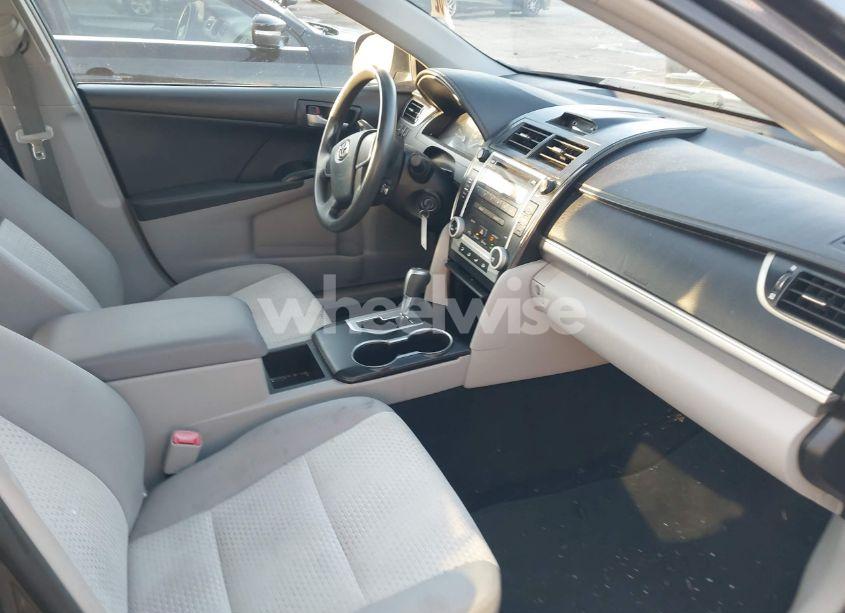 Photo 5 of 2012 Toyota Camry L (VIN 4T1BF1FK1CU501932)